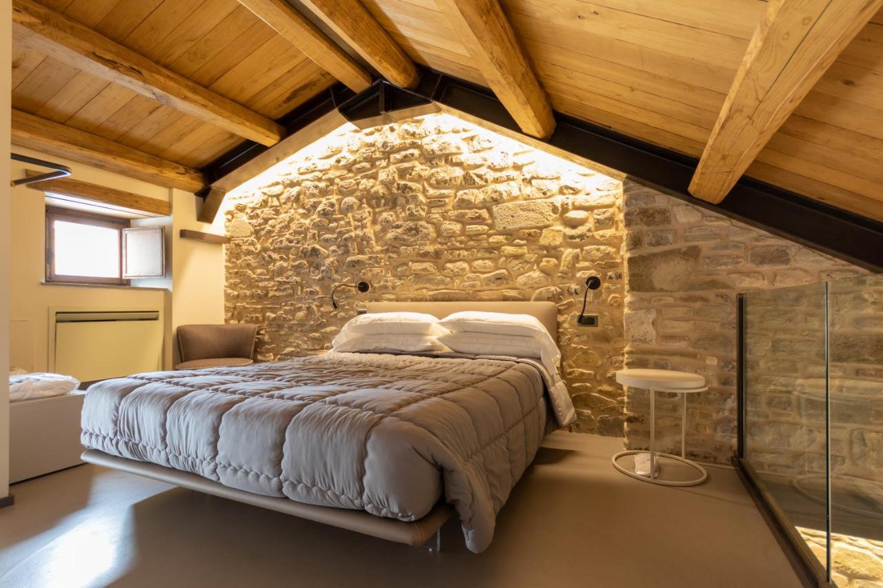 Borgotufi Albergo Diffuso Castel del Giudice Esterno foto