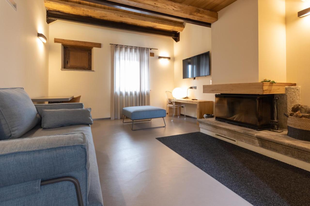 Borgotufi Albergo Diffuso Castel del Giudice Esterno foto