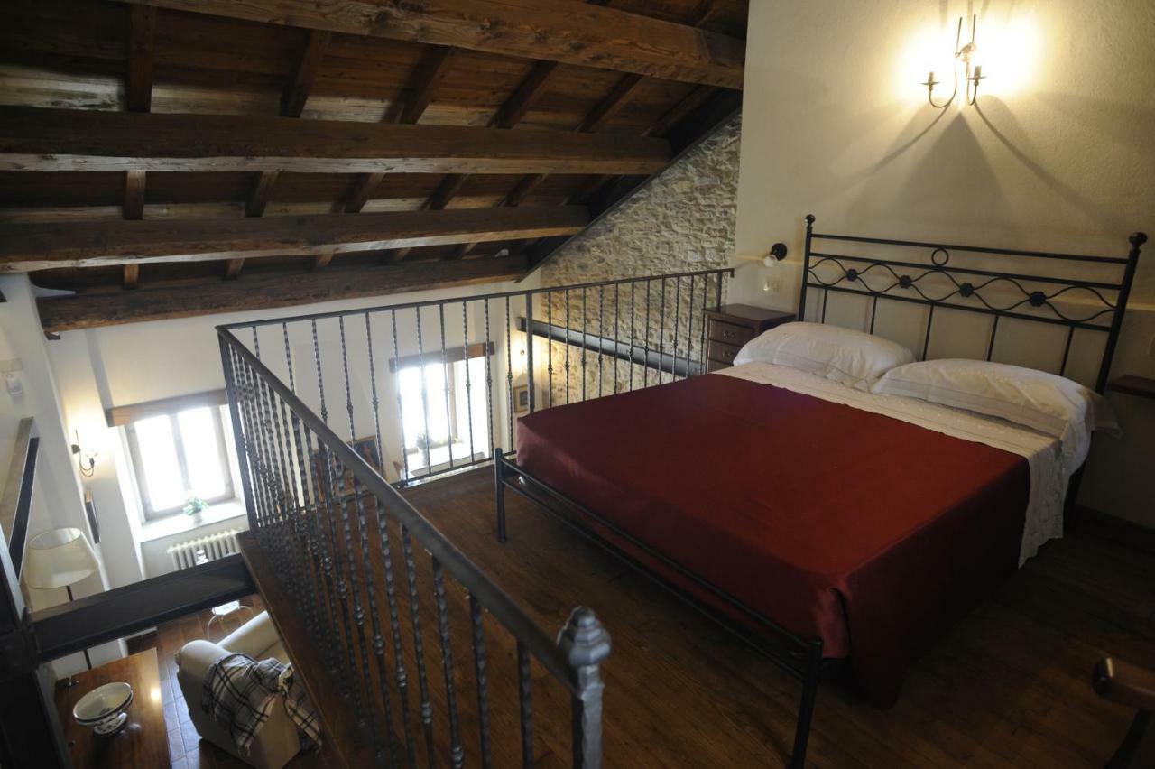 Borgotufi Albergo Diffuso Castel del Giudice Esterno foto