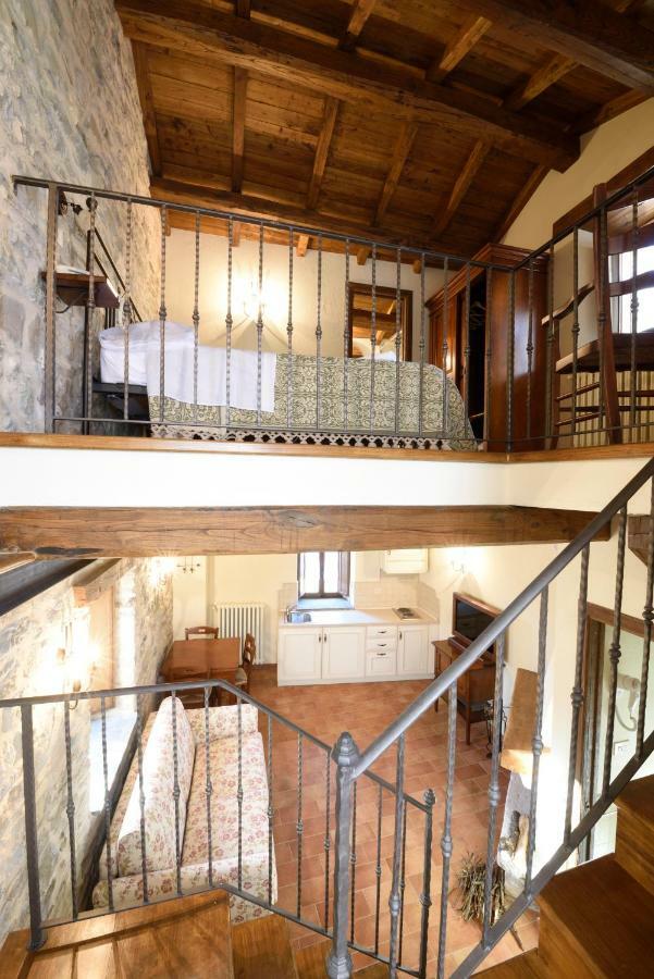 Borgotufi Albergo Diffuso Castel del Giudice Esterno foto