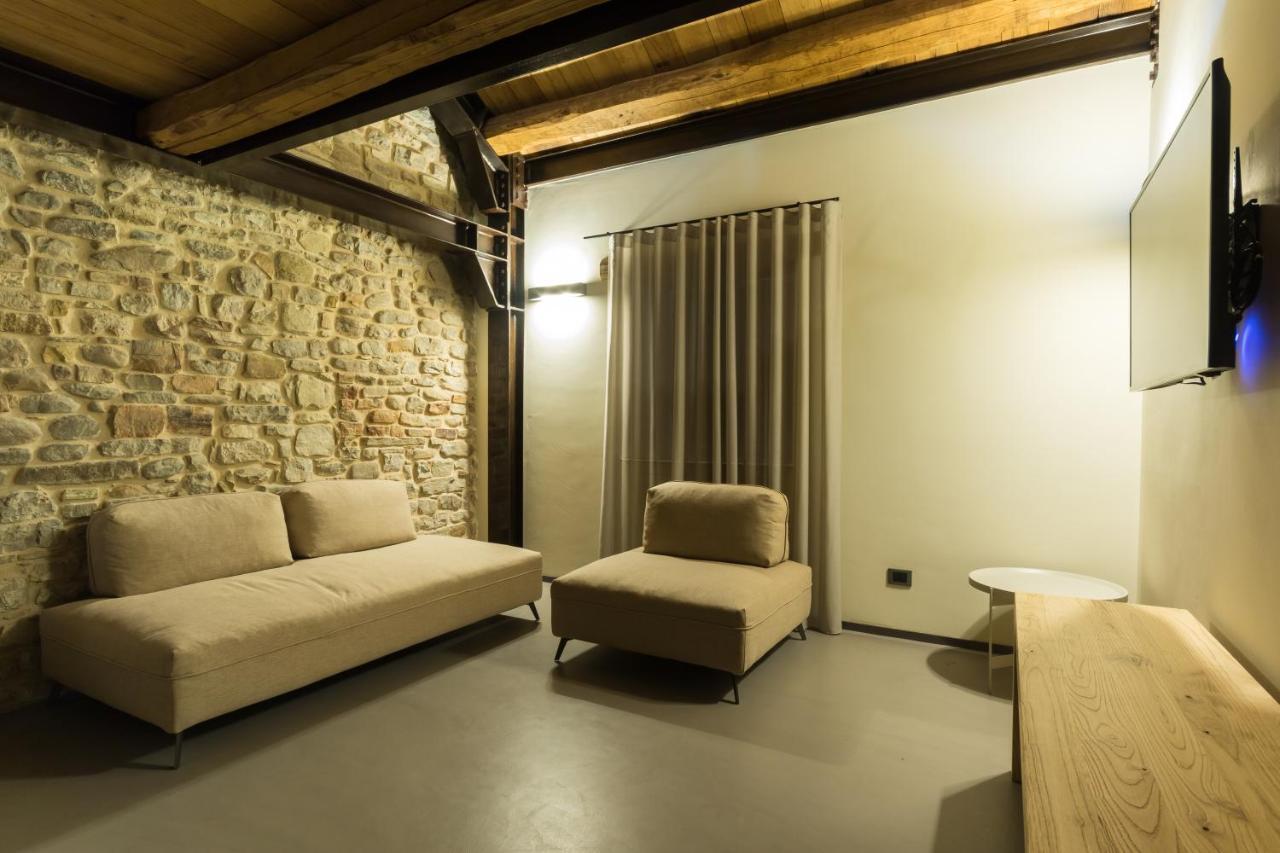 Borgotufi Albergo Diffuso Castel del Giudice Esterno foto