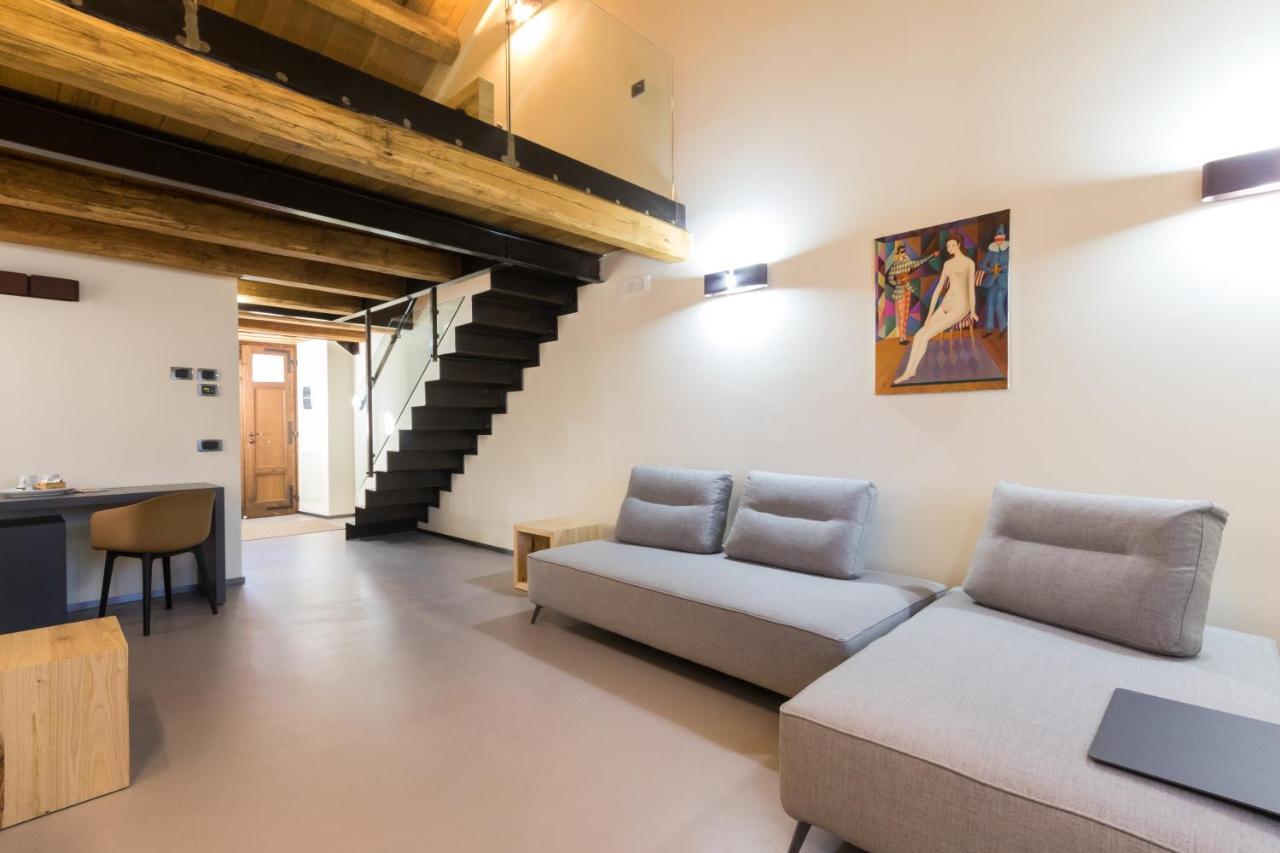 Borgotufi Albergo Diffuso Castel del Giudice Esterno foto